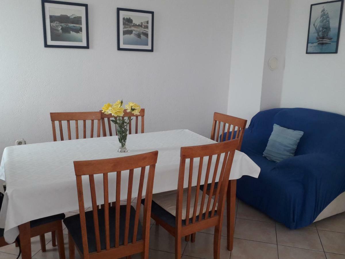 Apartmani Mara I Kata Omiš Buitenkant foto