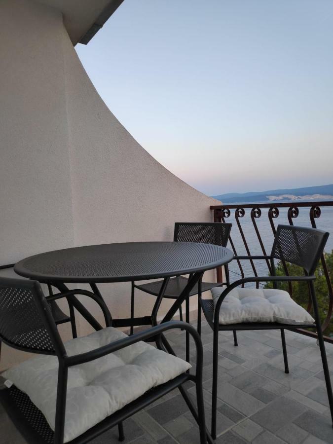 Apartmani Mara I Kata Omiš Buitenkant foto