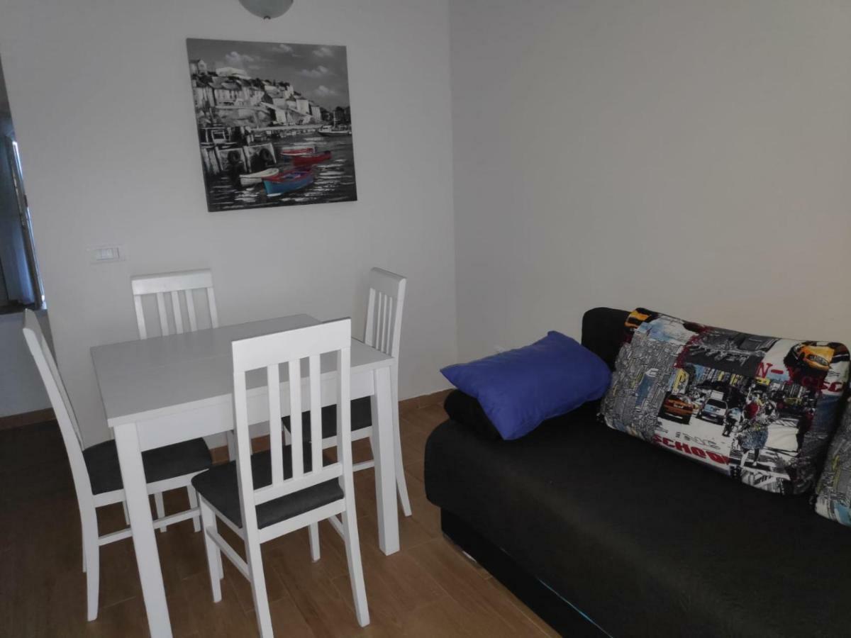 Apartmani Mara I Kata Omiš Buitenkant foto